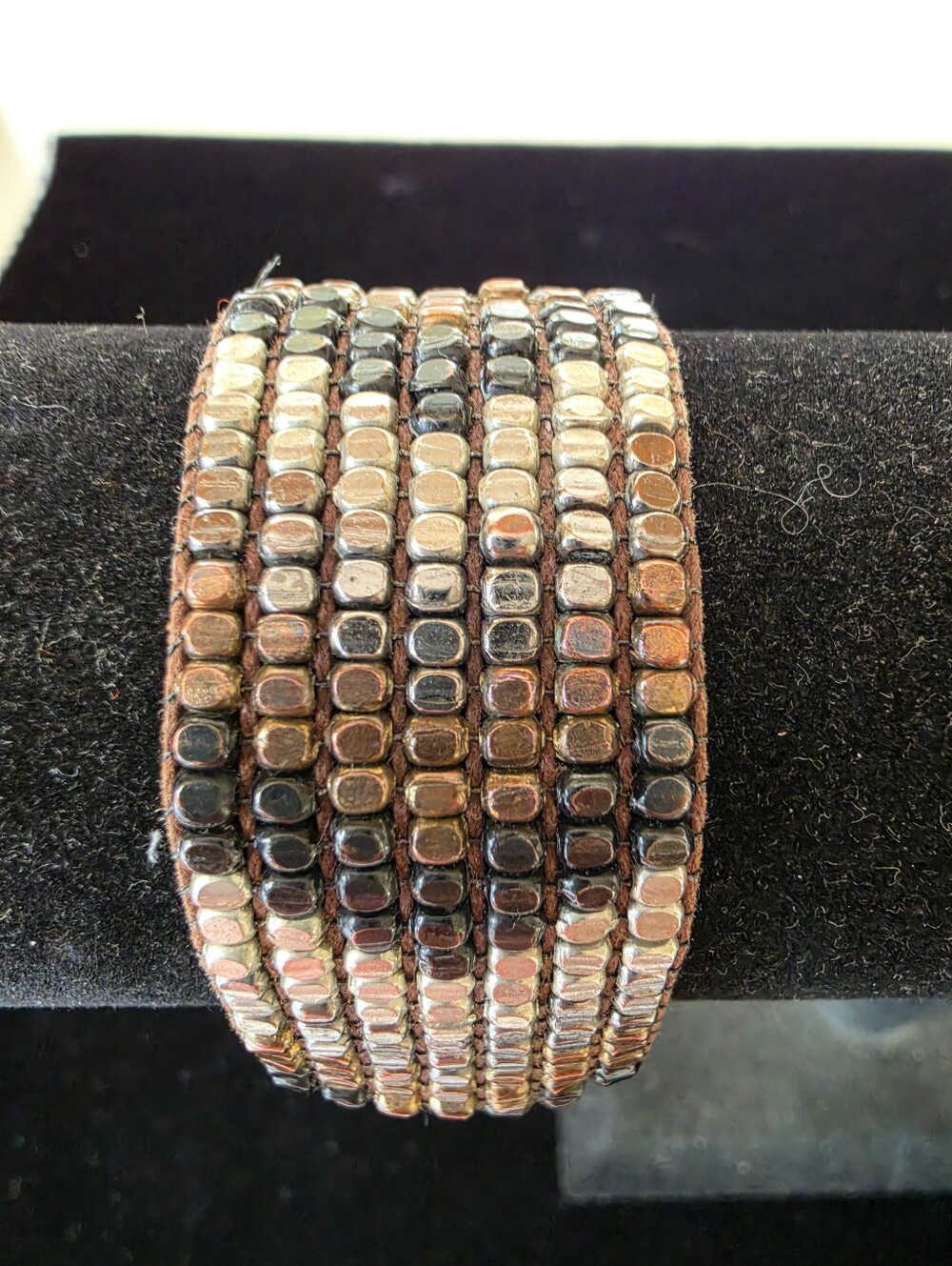 Small Metal Disks Earth Colors Pull tie Bracelet